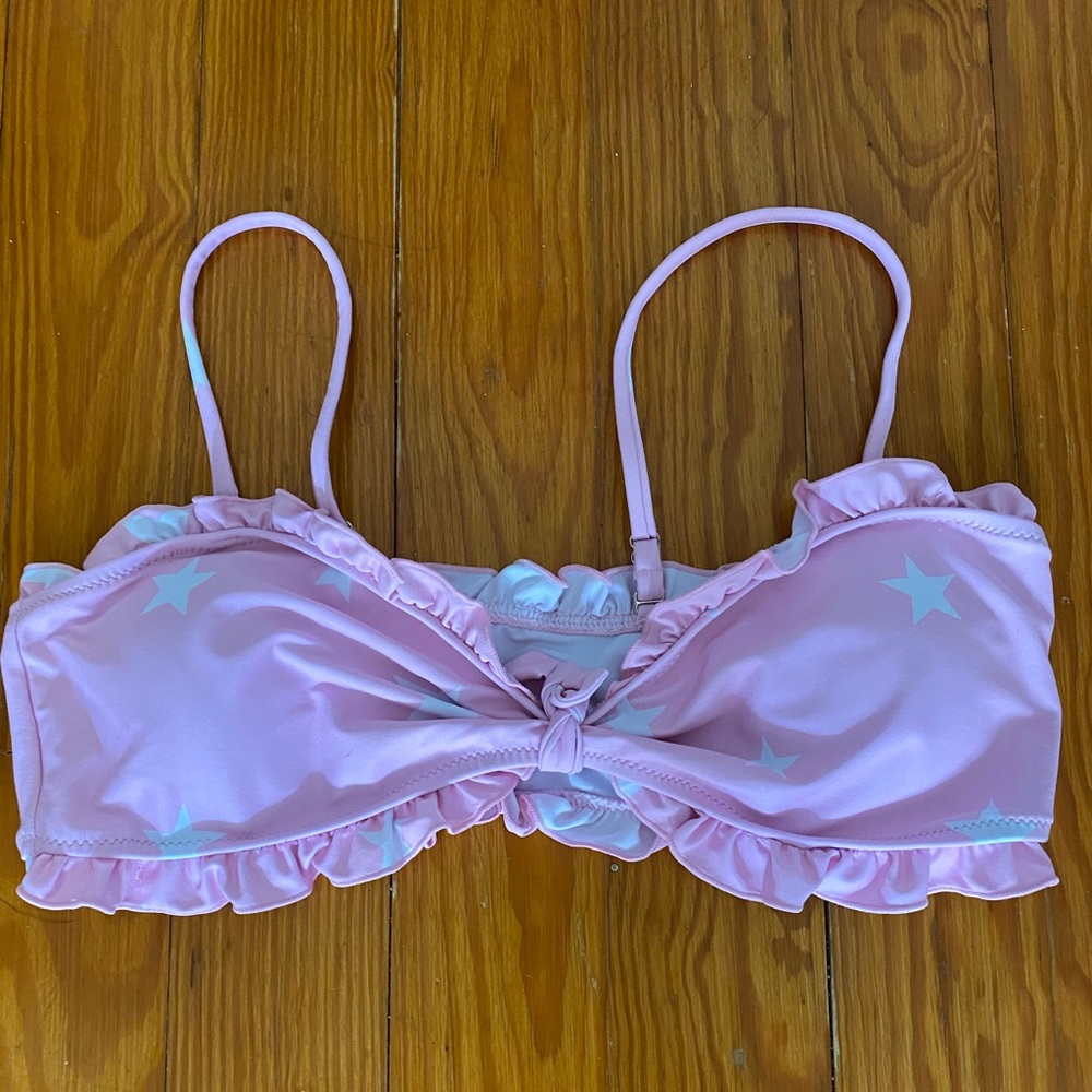 NWOT, baby pink star bikini top !